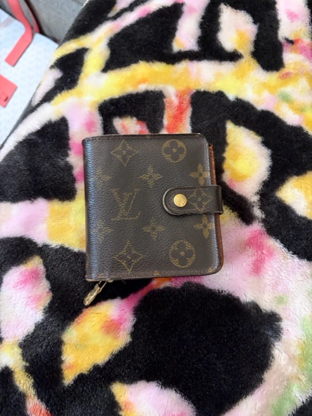 Louis Vuitton Monogram Snap Zip Wallet - Brown & Gold Hardware *bad-fair*PROJECT